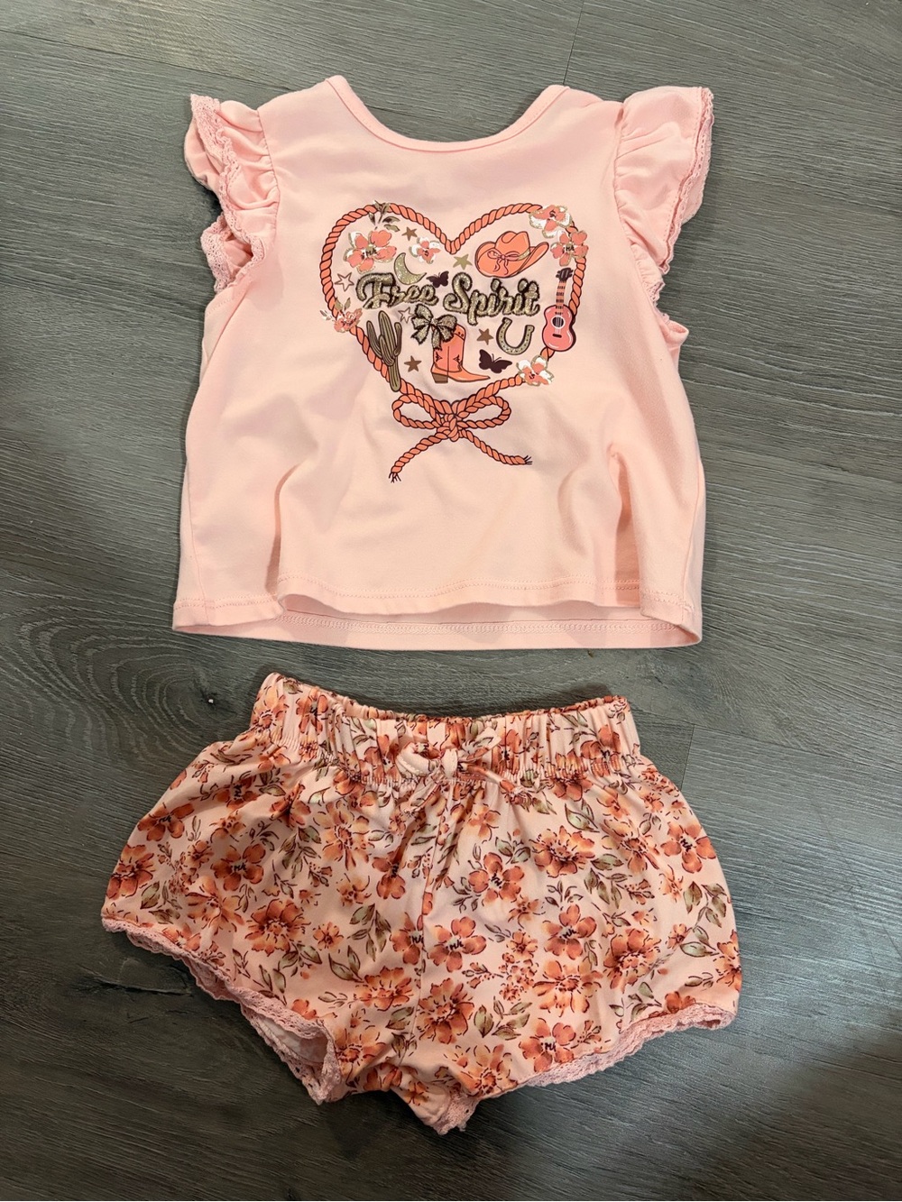 Girls 2T Outfit